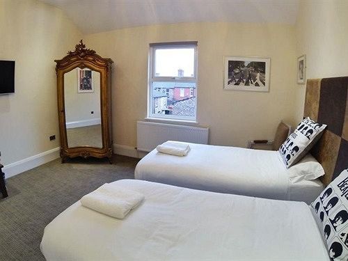 Hotel Penny Lane 3*