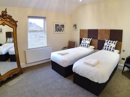 Hotel Penny Lane 3*